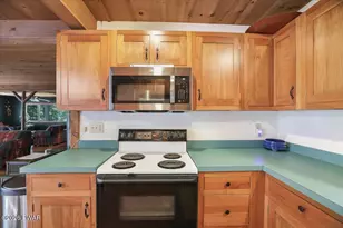 1156 Salem Park Ln, Lake Ariel, PA 18436 - Photo 17