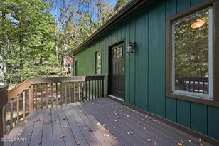 105 Forest Dr, Hawley, PA 18428 - Photo 17