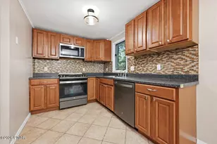 105 Forest Dr, Hawley, PA 18428 - Photo 25