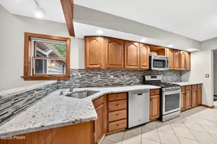 136 Eastwood Dr, Greentown, PA 18426 - Photo 7