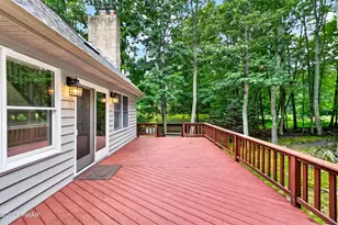 136 Eastwood Dr, Greentown, PA 18426 - Photo 27
