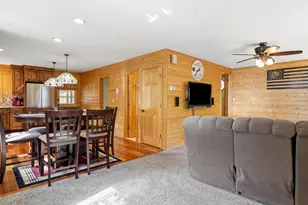 41 Deerfoot Rd, Lake Ariel, PA 18436 - Photo 9