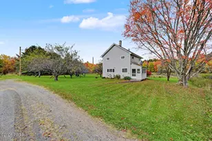 190 Lamberton Rd, Lake Ariel, PA 18436 - Photo 3