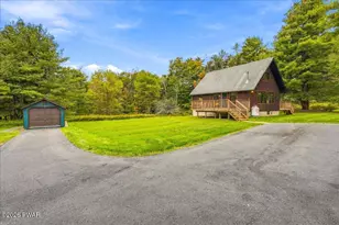 225 Raymondskill Rd, Milford, PA 18337 - Photo 11