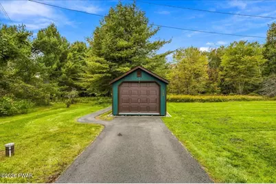 225 Raymondskill Road, Milford, PA 18337 - Photo 29