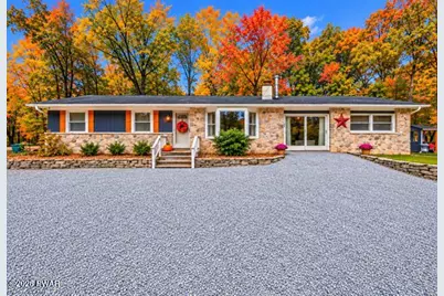 800 Kinglet Court, Hawley, PA 18428 - Photo 1