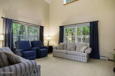 250 Hummingbird Trail, Bushkill, PA 18324 - Photo 15