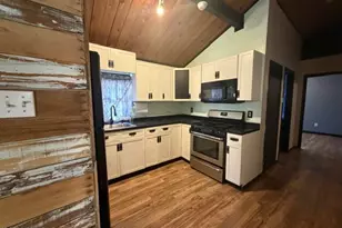 1240 Valley Dr, East Stroudsburg, PA 18302 - Photo 7