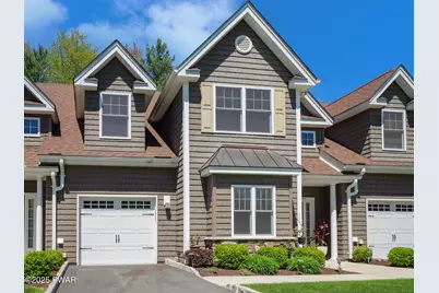 803 Macintosh Way, Matamoras, PA 18336 - Photo 1