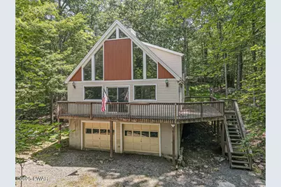 153 Paper Birch N, Tafton, PA 18464 - Photo 1