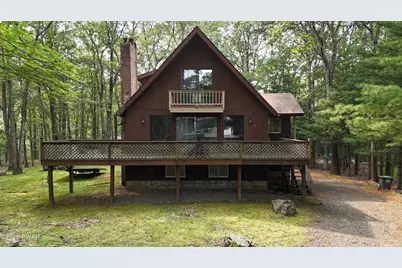 105 Tupelo Lane, Greentown, PA 18426 - Photo 1