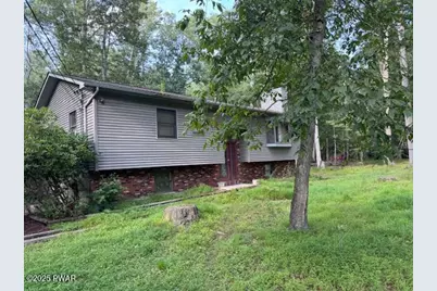 106 Quinn Terrace, Milford, PA 18337 - Photo 1