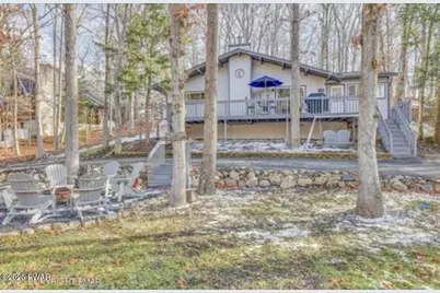 3126 Snowden Drive, Bushkill, PA 18324 - Photo 1