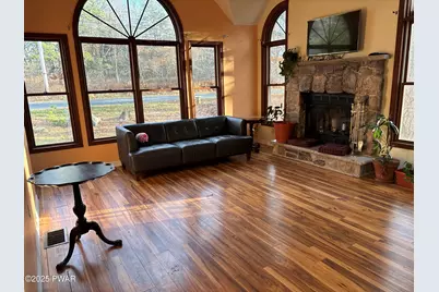 349 Mallard Lane, Bushkill, PA 18324 - Photo 1