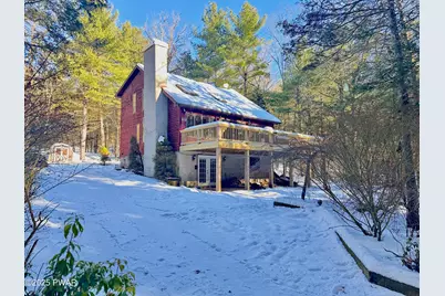 205 Christopher Way, Hawley, PA 18428 - Photo 1