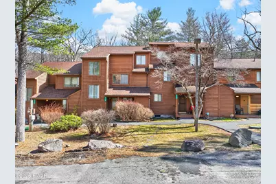 419 Tudor Court, Bushkill, PA 18324 - Photo 1