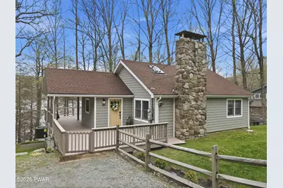 142 Waterfront Drive, Greentown, PA 18426 - Photo 1
