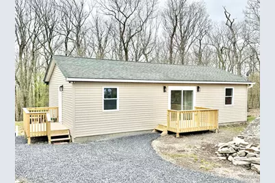 229 Hummingbird Trail, Bushkill, PA 18324 - Photo 1