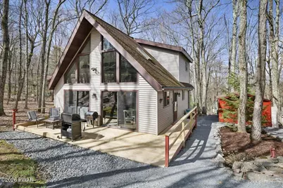130 Paper Birch S, Tafton, PA 18464 - Photo 1