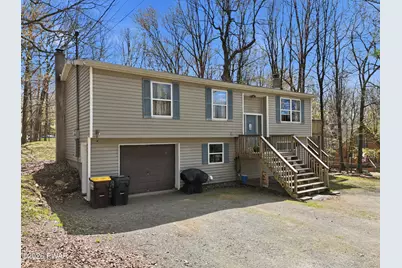 165 Paper Birch S, Tafton, PA 18464 - Photo 1