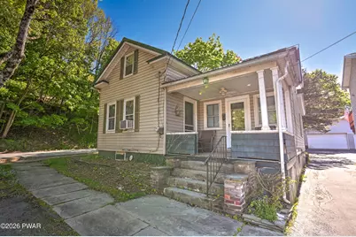 412 Bishop Avenue, Hawley, PA 18428 - Photo 1