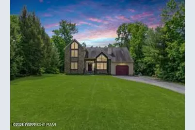 215 President Coolidge Place, Henryville, PA 18332 - Photo 1