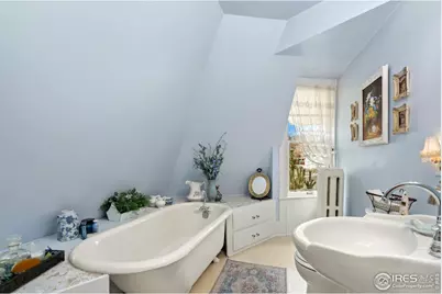 746 Washington Ave, Loveland, CO 80537 - Photo 17