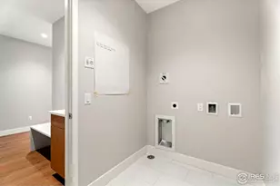 205 E 6th St, Loveland, CO 80537 - Photo 21