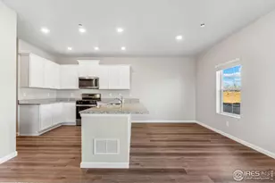 137 Robin Rd, Johnstown, CO 80534 - Photo 5