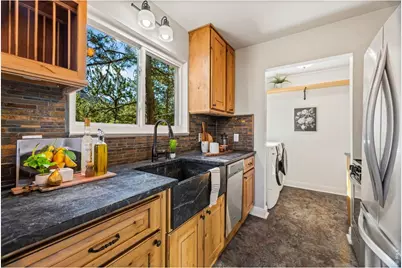 1104 Willow Ct, Estes Park, CO 80517 - Photo 9