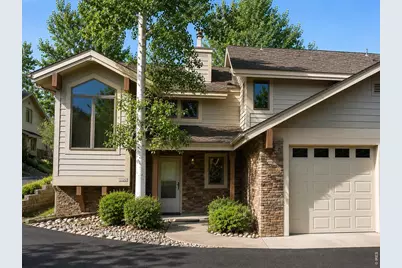 880 Crabapple Ln, Estes Park, CO 80517 - Photo 1