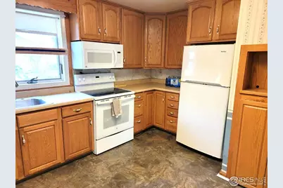 402 N Washington Ave, Fleming, CO 80728 - Photo 7