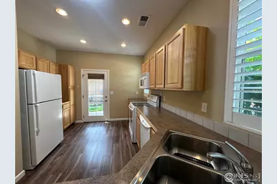 1238 Finch St, Loveland, CO 80537 - Photo 5