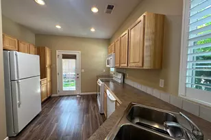 1238 Finch St, Loveland, CO 80537 - Photo 5