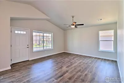 4327 Primrose Ln, Evans, CO 80620 - Photo 5