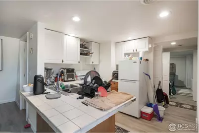 643 W 10th St, Loveland, CO 80537 - Photo 25