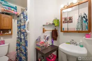 643 W 10th St, Loveland, CO 80537 - Photo 13