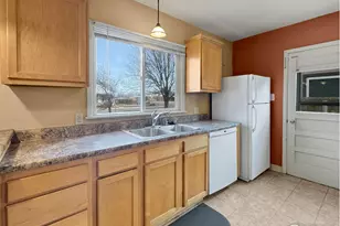 807 Columbine St, Sterling, CO 80751 - Photo 9