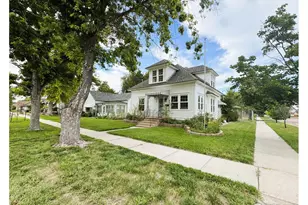 404 Park St, Sterling, CO 80751 - Photo 3