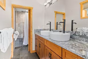 1401 High Dr, Estes Park, CO 80517 - Photo 21