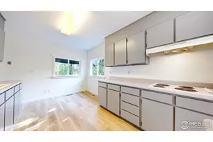 163 W Creek Rd, Glen Haven, CO 80532 - Photo 9