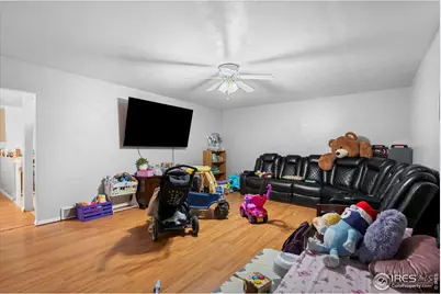 612 W Central Ave, Wiggins, CO 80654 - Photo 25