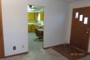 425 35th Ave Ct, Greeley, CO 80634 - Photo 3