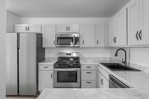 2034 Gyros Cir, Lafayette, CO 80026 - Photo 5