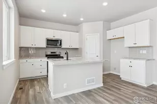 924 Harvard St, Johnstown, CO 80534 - Photo 11