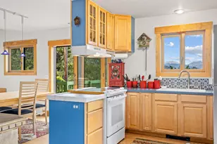 1810 Moss Rock Dr, Estes Park, CO 80517 - Photo 5