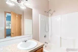 950 52nd Ave Ct, Greeley, CO 80634 - Photo 7