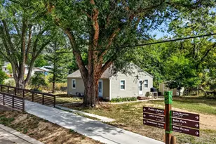 342 4th Ave, Lyons, CO 80540 - Photo 3