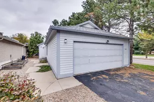 814 Arbor Ave, Fort Collins, CO 80526 - Photo 1