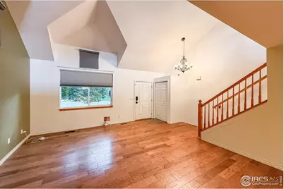1004 Chokecherry Ln, Longmont, CO 80503 - Photo 5